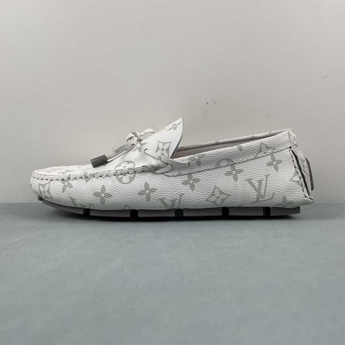 Louis Vuitton    38 39 40 41 42 43